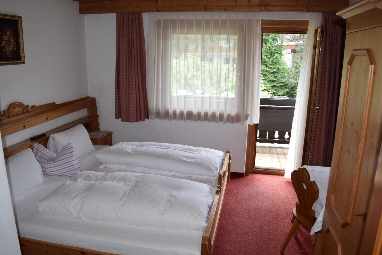 Bergsteiger-Zimmer Pension Obermair Майерхофен Екстериор снимка